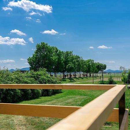 Cirkovce Horse Glamping Park酒店 外观 照片